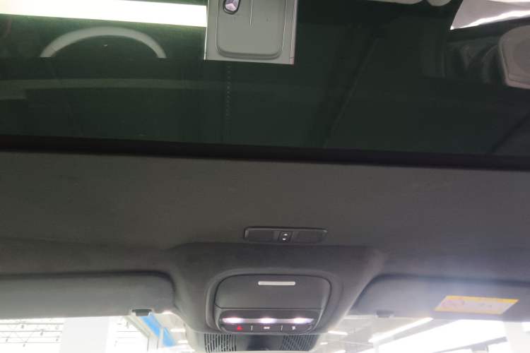 Used XPeng G9 2025 625 Long-Range Max Headliner