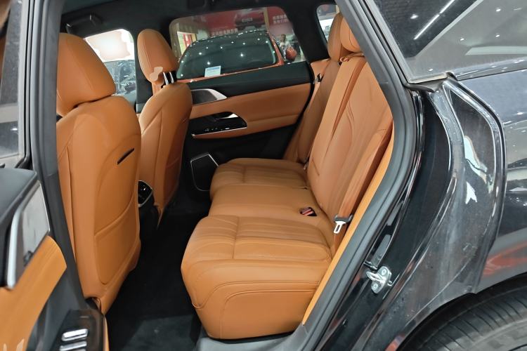 Used XPeng G9 2025 625 Long-Range Max Left Rear Seat