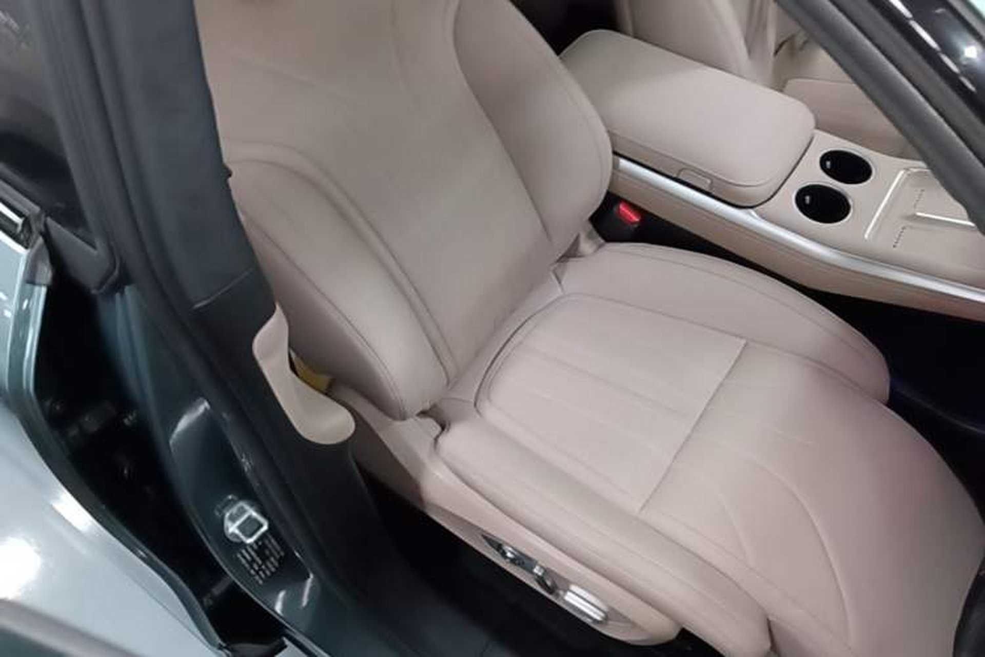 Used XPeng G9 2025 625 Long-Range Max Right Front Seat