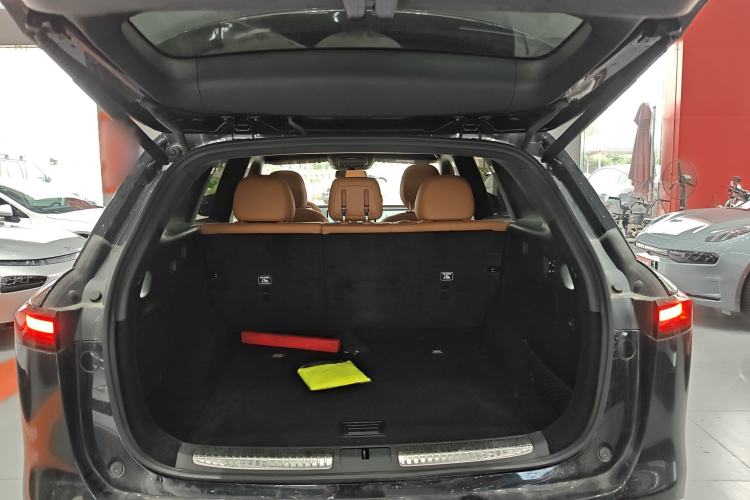 Used XPeng G9 2025 625 Long-Range Max Trunk