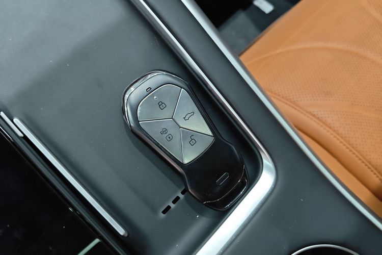 Used XPeng G9 2025 625 Long-Range Max Vehicle Key