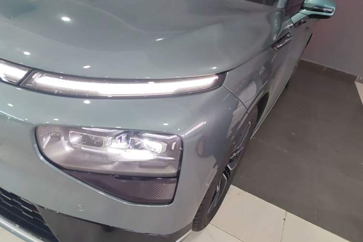 Used XPeng G9 2025 625 Long-Range Max Left Front Headlight
