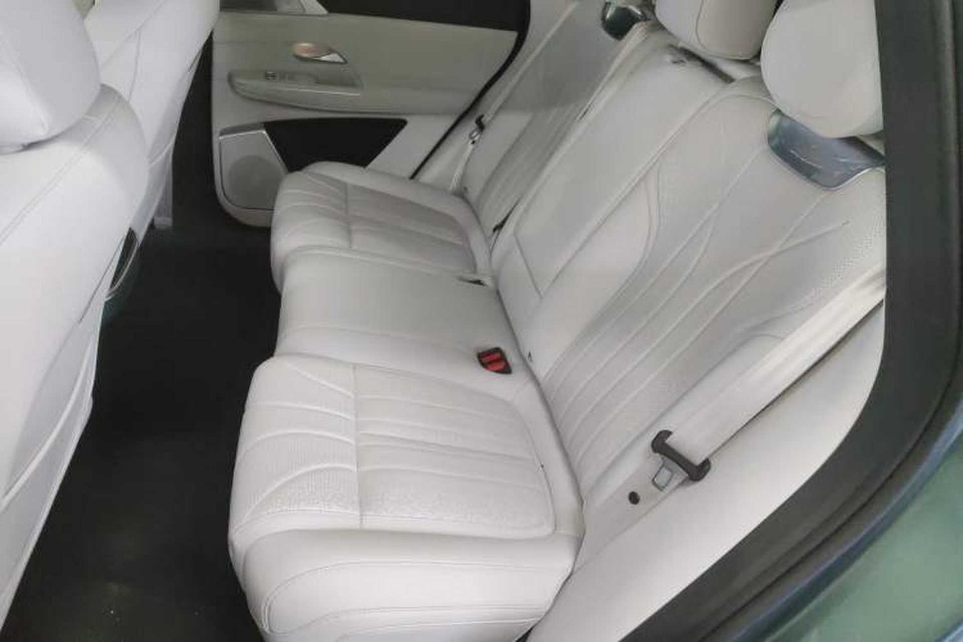 Used XPeng G9 2025 625 Long-Range Max Left Rear Seat