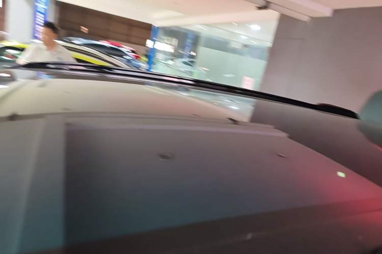 Used XPeng G9 2025 625 Long-Range Max Roof