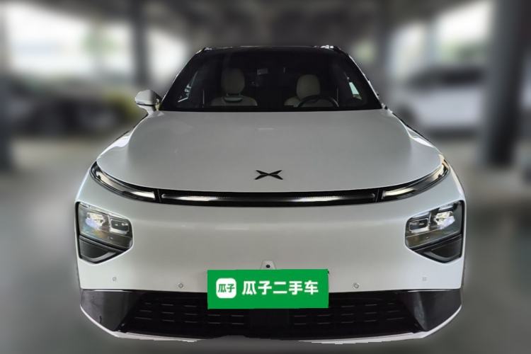 Used XPeng G9 2025 725 with Ultra-Long Range Max Front