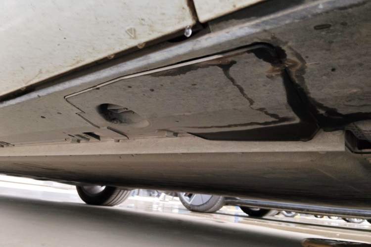 Used XPeng G9 2025 725 with Ultra-Long Range Max Chassis Front Right