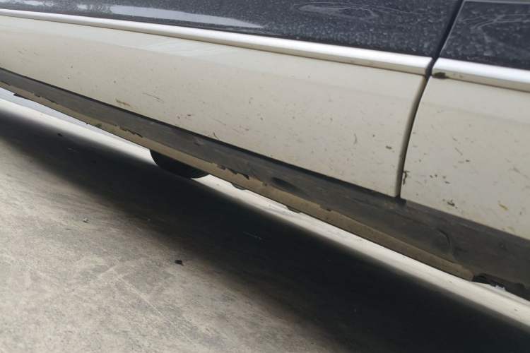 Used XPeng G9 2025 725 with Ultra-Long Range Max Chassis Front Right