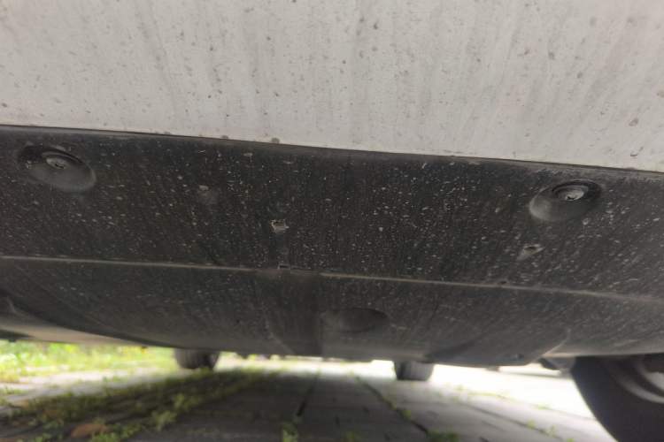 Used XPeng G9 2025 725 with Ultra-Long Range Max Chassis Front