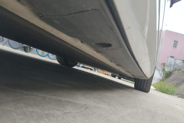 Used XPeng G9 2025 725 with Ultra-Long Range Max Chassis Rear Right