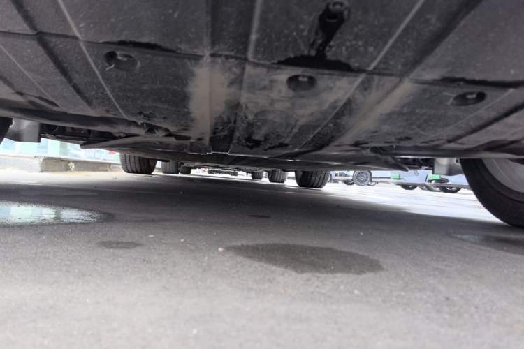 Used XPeng G9 2025 725 with Ultra-Long Range Max Chassis Rear