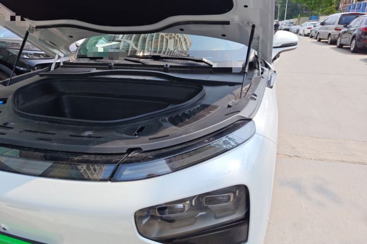 Used XPeng G9 2025 725 with Ultra-Long Range Max Engine Bay Left