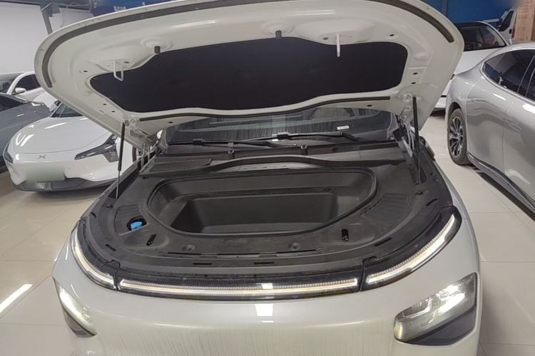 Used XPeng G9 2025 625 Long-Range Max Engine Bay
