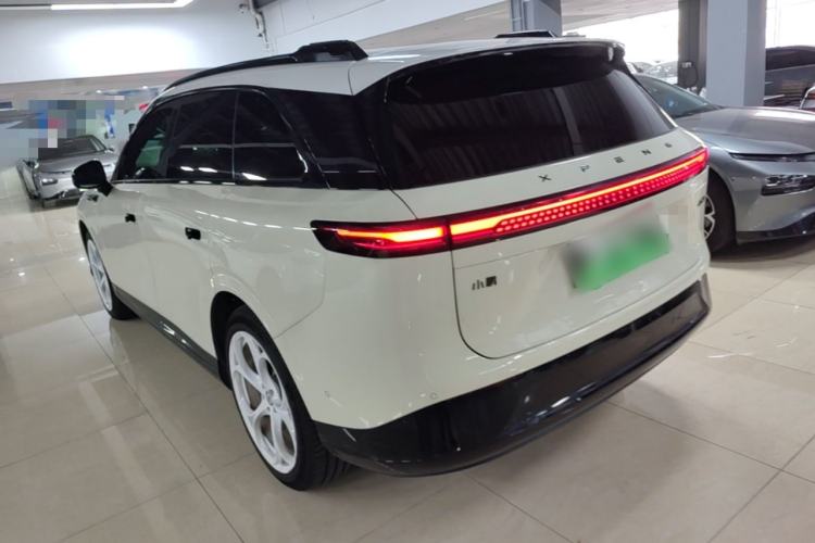 Used XPeng G9 2025 625 Long-Range Max Exterior 2