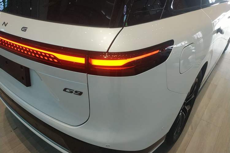 Used XPeng G9 2025 625 Long-Range Max Exterior 3