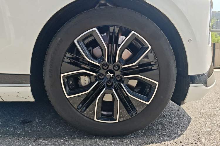 Used XPeng G9 2025 625 Long-Range Max Exterior 8