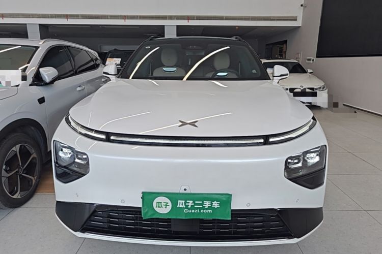 Used XPeng G9 2025 725 with Ultra-Long Range Max Front