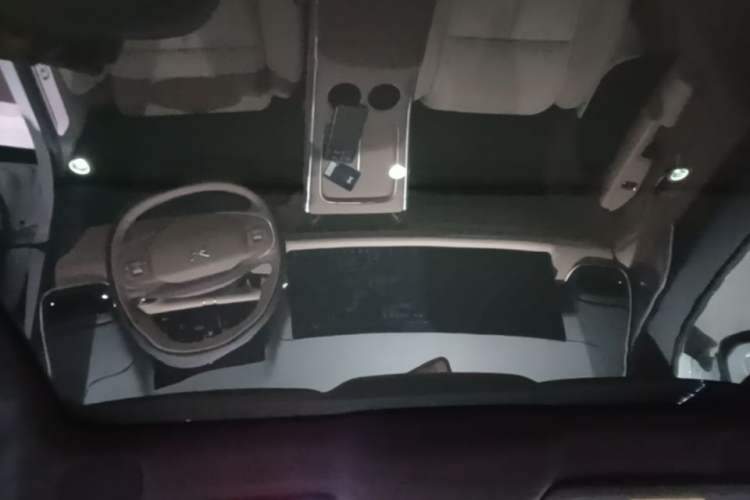 Used XPeng G9 2025 725 with Ultra-Long Range Max Headliner