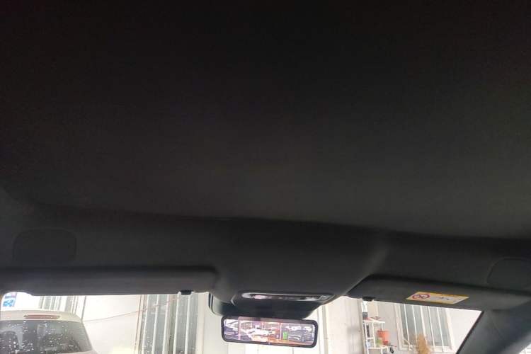 Used XPeng G9 2025 725 with Ultra-Long Range Max Headliner