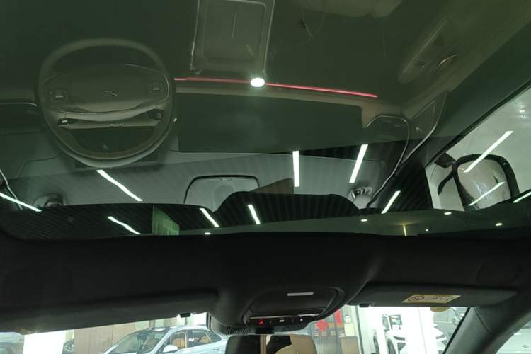 Used XPeng G9 2025 625 Long-Range Max Headliner