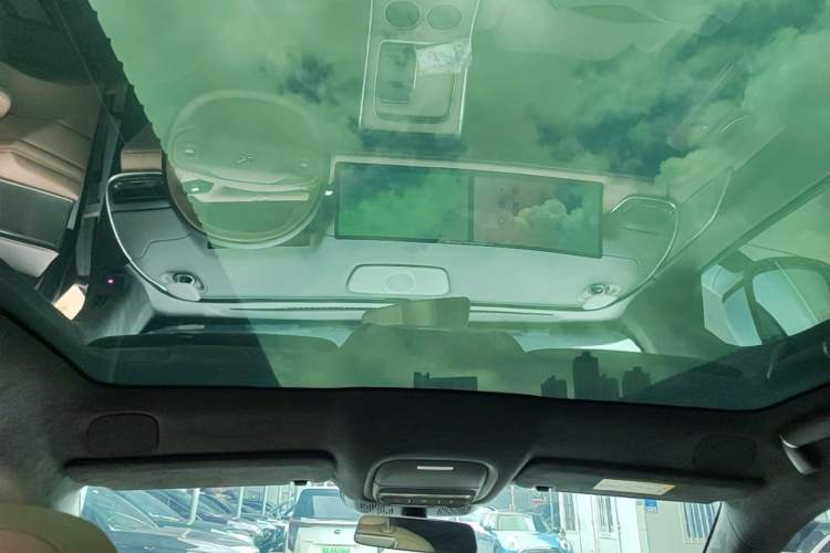 Used XPeng G9 2025 625 Long-Range Max Headliner