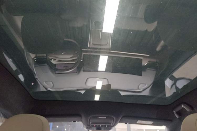 Used XPeng G9 2025 625 Long-Range Max Headliner