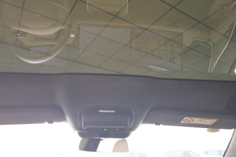 Used XPeng G9 2025 625 Long-Range Max Headliner