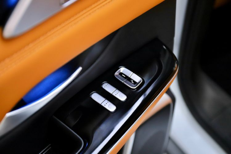 Used XPeng G9 2025 625 Long-Range Max Interior 3