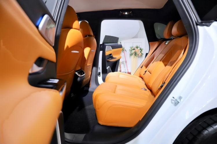Used XPeng G9 2025 625 Long-Range Max Interior 5