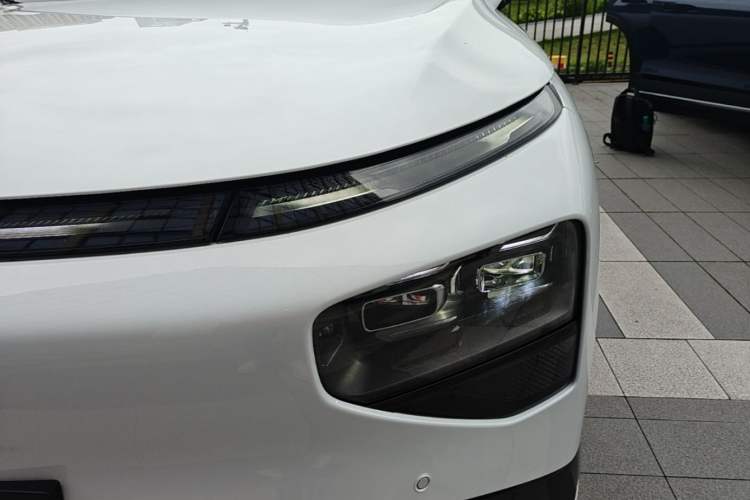 Used XPeng G9 2025 625 Long-Range Max Left Front Headlight