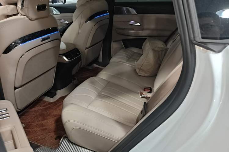 Used XPeng G9 2025 625 Long-Range Max Left Rear Seat