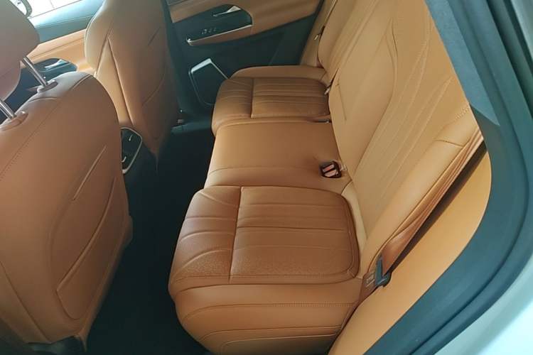 Used XPeng G9 2025 625 Long-Range Max Left Rear Seat