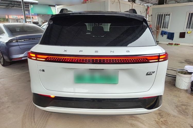 Used XPeng G9 2025 725 with Ultra-Long Range Max Rear
