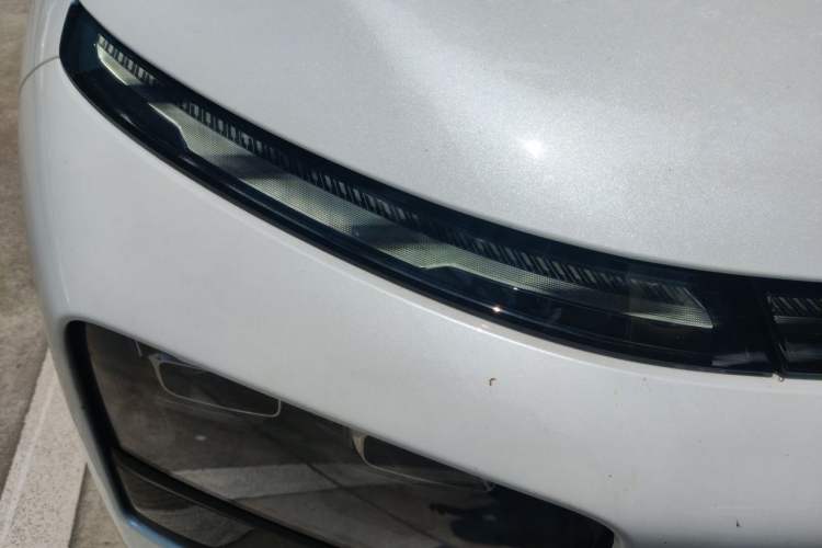 Used XPeng G9 2025 625 Long-Range Max Right Front Headlight