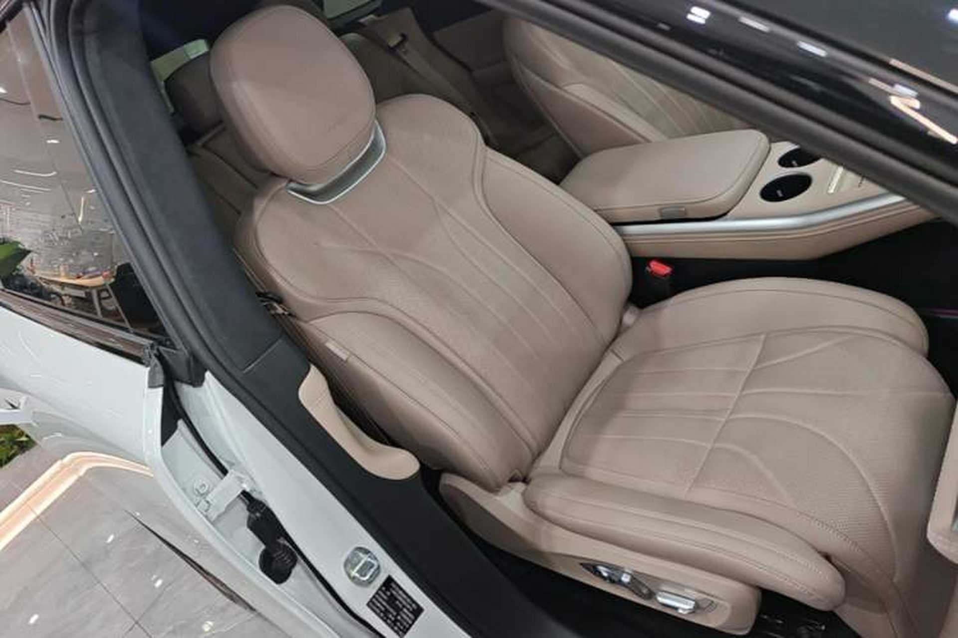 Used XPeng G9 2025 625 Long-Range Max Right Front Seat
