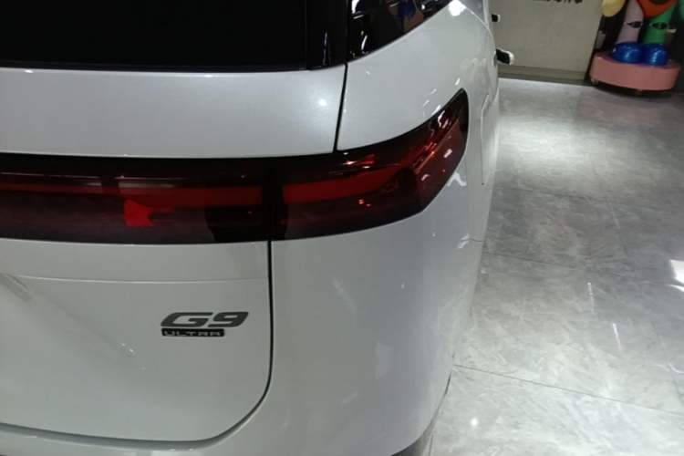 Used XPeng G9 2025 725 with Ultra-Long Range Max Right Rear Taillight