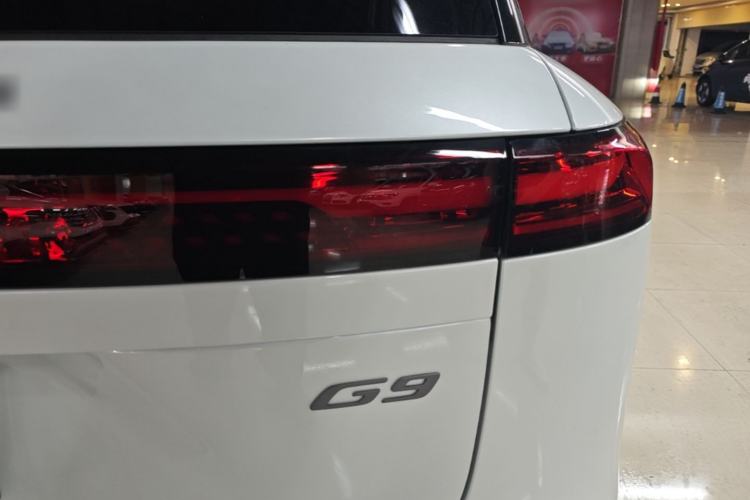 Used XPeng G9 2025 725 with Ultra-Long Range Max Right Rear Taillight