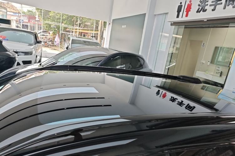 Used XPeng G9 2025 680 Ultra-Long Range All-Wheel Drive Max Roof
