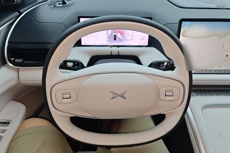 Used XPeng G9 2025 680 Ultra-Long Range All-Wheel Drive Max Steering Wheel
