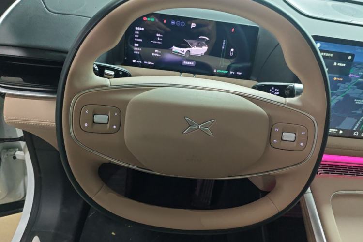 Used XPeng G9 2025 680 Ultra-Long Range All-Wheel Drive Max Steering Wheel