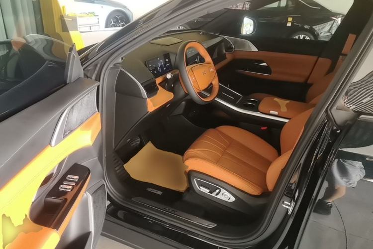 Used XPeng G9 2026 Model, 725 Max Driver Seat