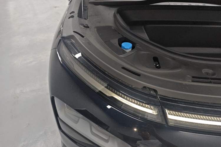 Used XPeng G9 2026 Model, 725 Max Engine Bay Right