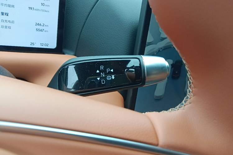 Used XPeng G9 2026 Model, 725 Max Gear Lever