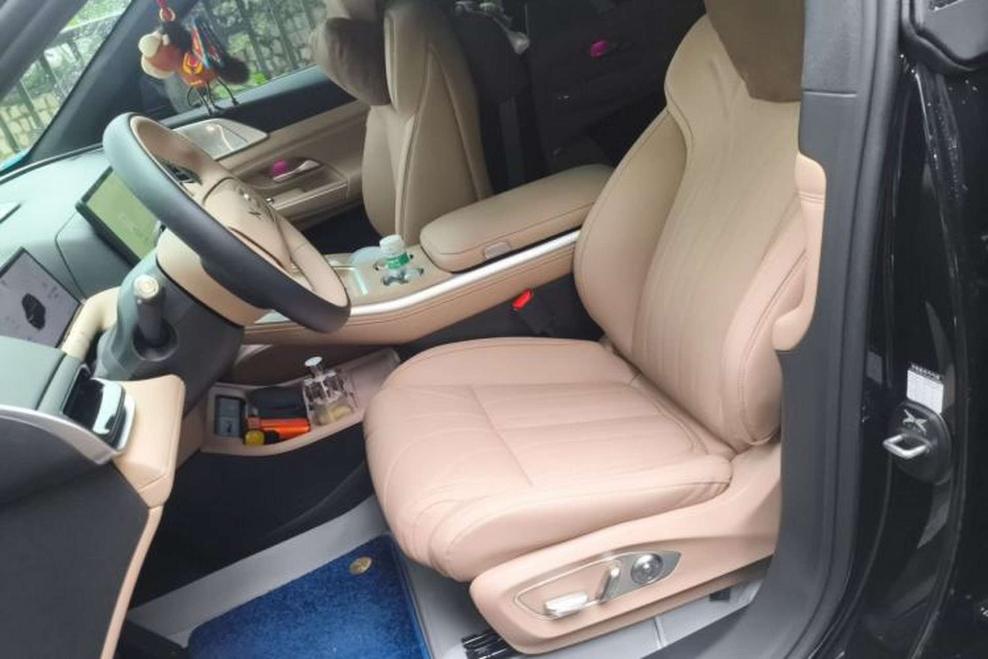 Used XPeng G9 2026 Model, 680 All-Wheel Drive Max Left Front Seat
