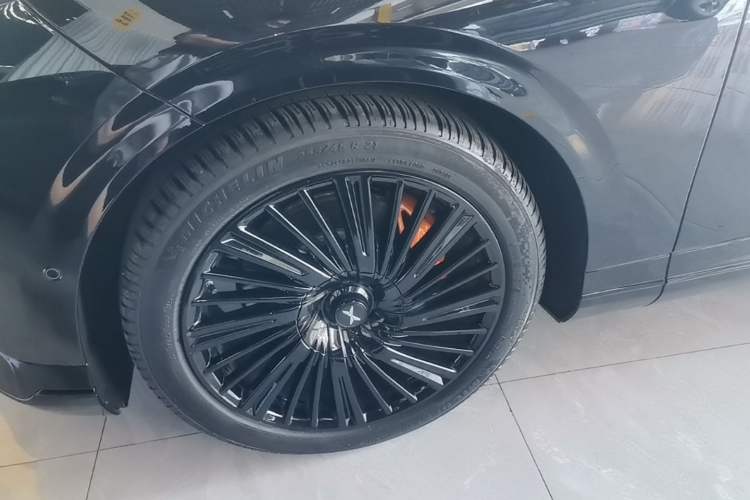 Used XPeng G9 2026 Model, 725 Max Left Front Wheel Hub