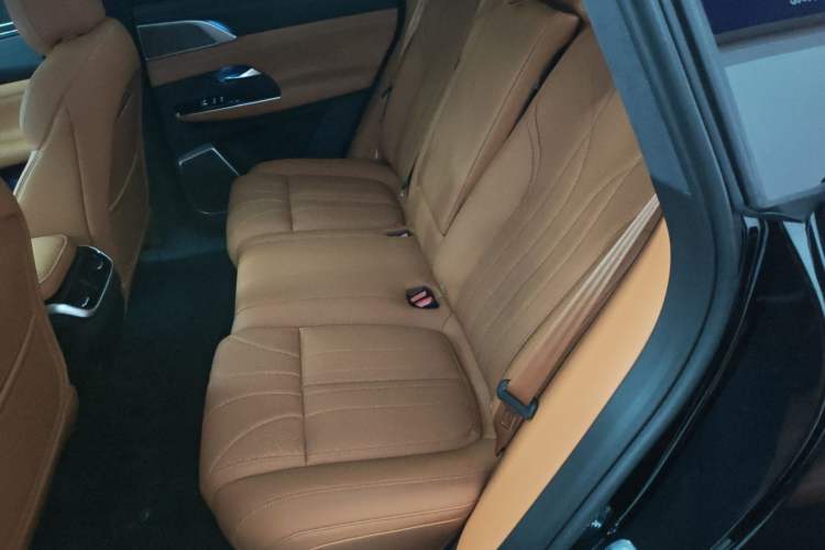 Used XPeng G9 2026 Model, 725 Max Left Rear Seat