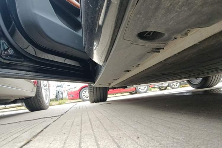 Used XPeng G9 2026 Model, 725 Max Left Side Sill