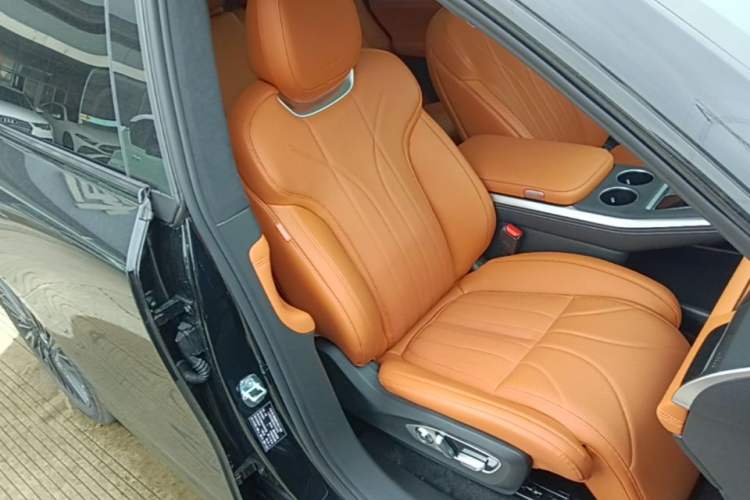 Used XPeng G9 2026 Model, 725 Max Right Front Seat