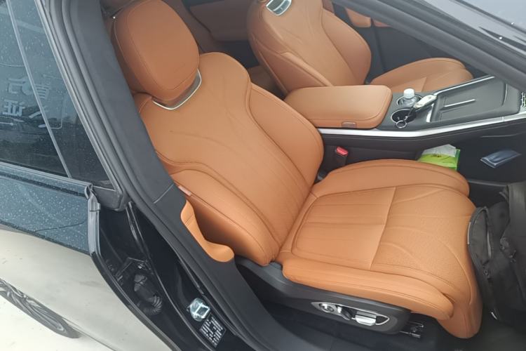 Used XPeng G9 2026 Model, 725 Max Right Front Seat