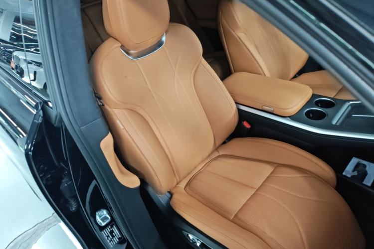 Used XPeng G9 2026 Model, 725 Max Right Front Seat