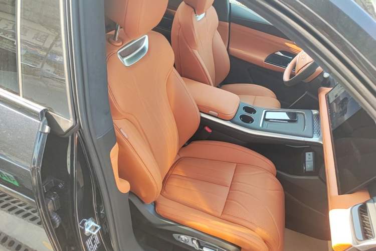 Used XPeng G9 2026 Model, 725 Max Right Front Seat